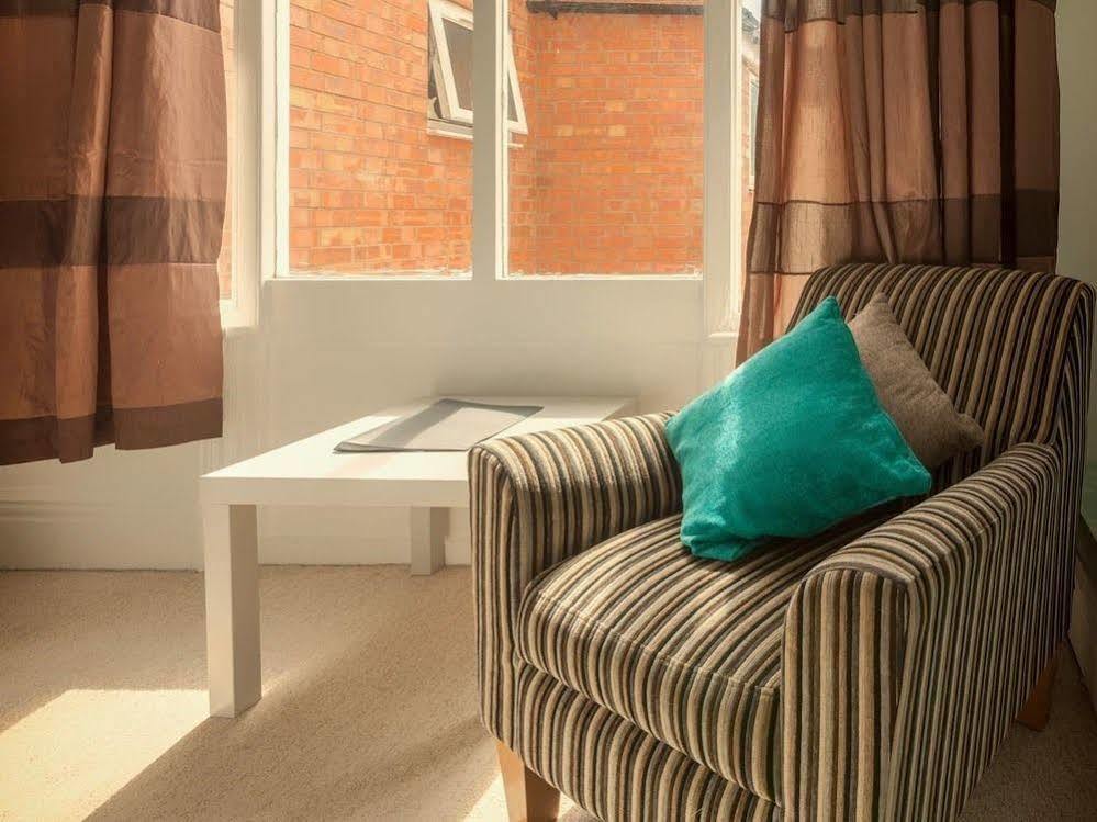 Austin Guest House Γουόργικ Εξωτερικό φωτογραφία